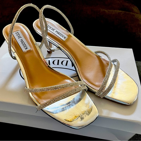 STEVE MADDEN Rhinestone heel sandals.. SUPER CUTE!! - Picture 1 of 5